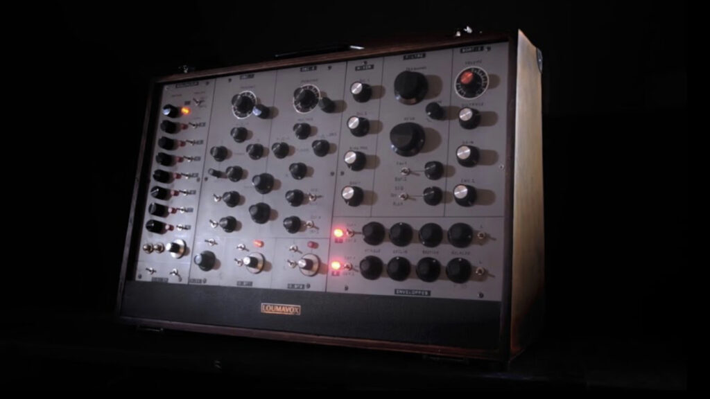Loumavox Synthesizer